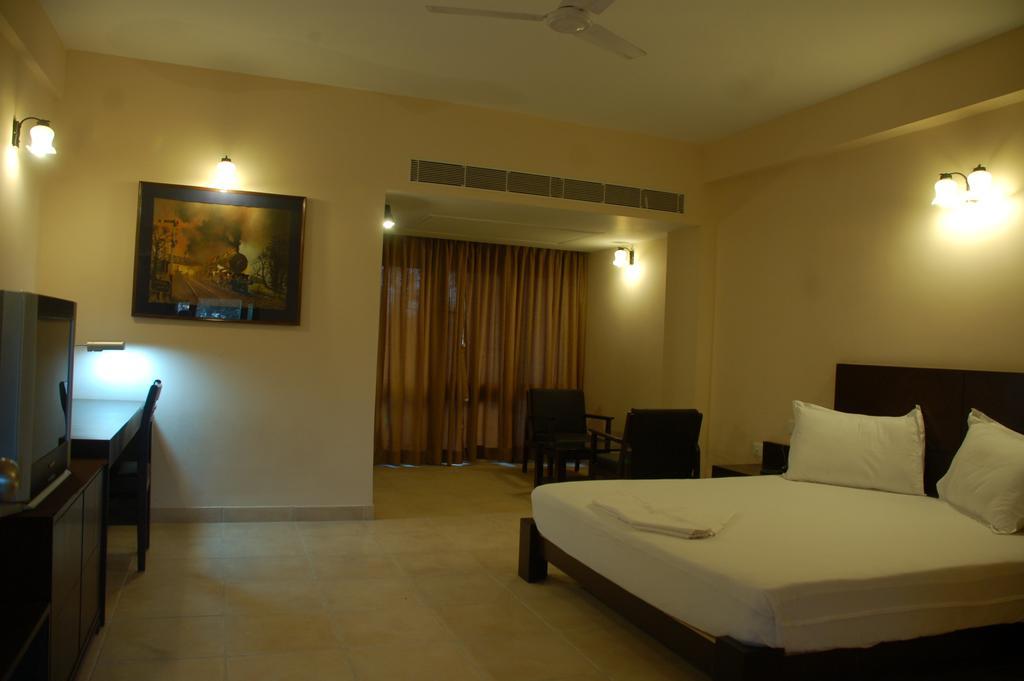 Oyo 15149 Hotel Ajoy Minar Mandarmani Phòng bức ảnh